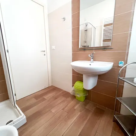 Residenza Indie Via Kennedy Rifa787 Apartment