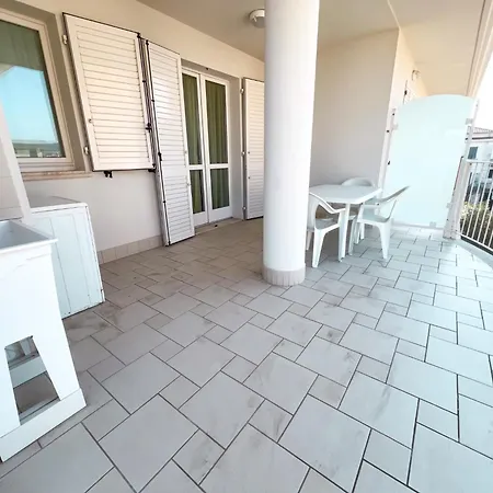 Residenza Indie Via Kennedy Rifa787 Apartment *