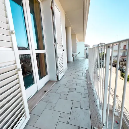Apartment Residenza Indie Via Kennedy Rifa787
